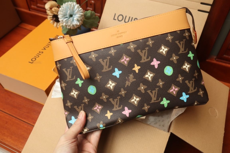 LV Clutch Bags